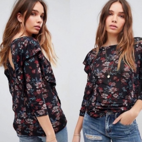 Free People Tops - FREE PEOPLE Dock Street Floral Top